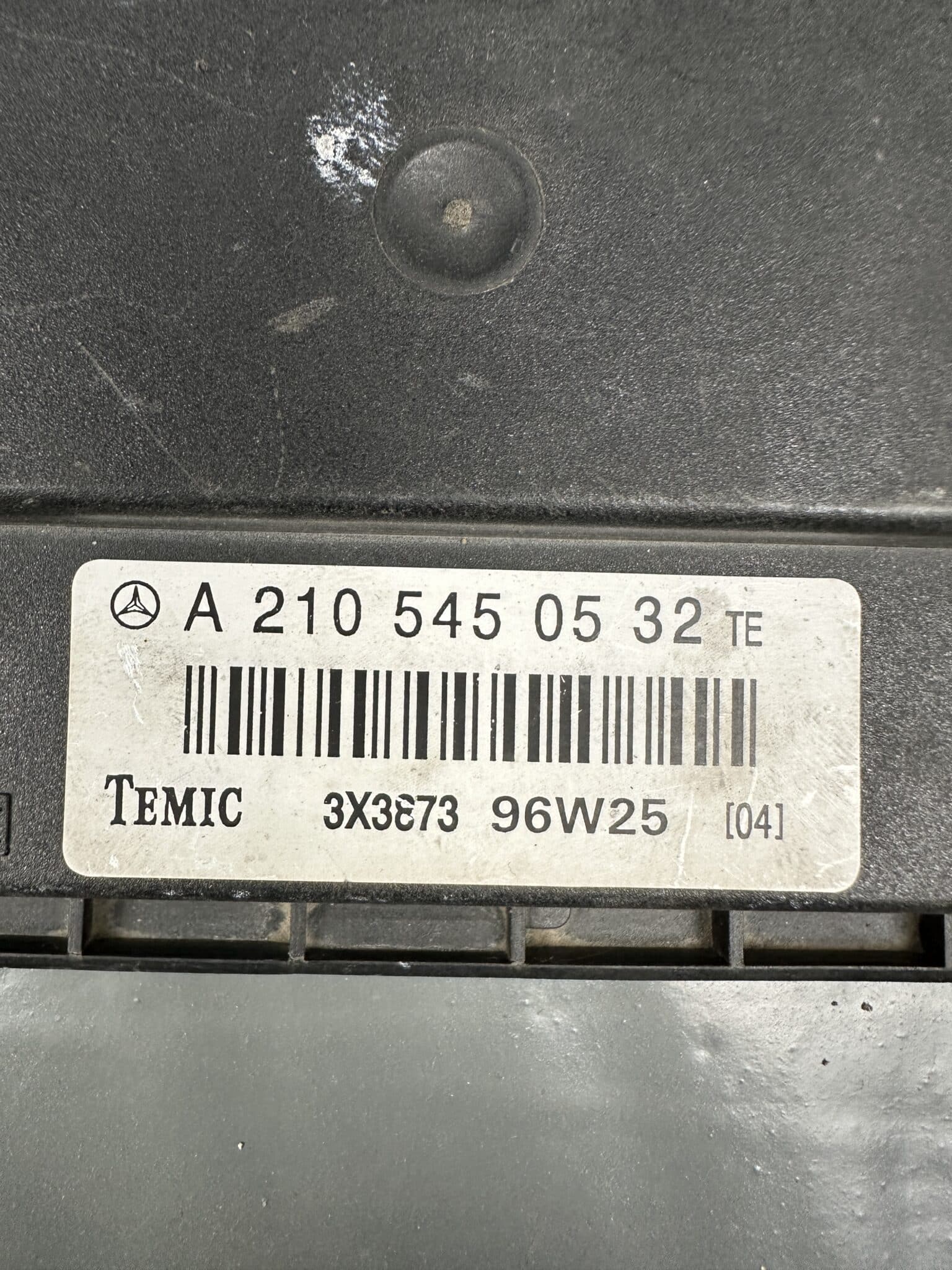 A2105450532 Mercedes W210 W208 Seat Control Module OEM Used & Tested