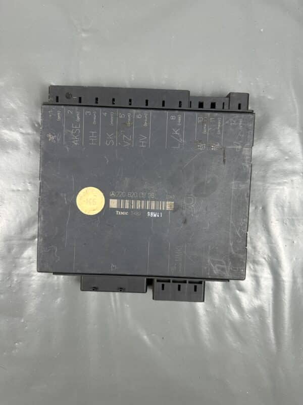 A2208200826 Mercedes W220 S-Class Right Seat Control Module OEM Used & Tested