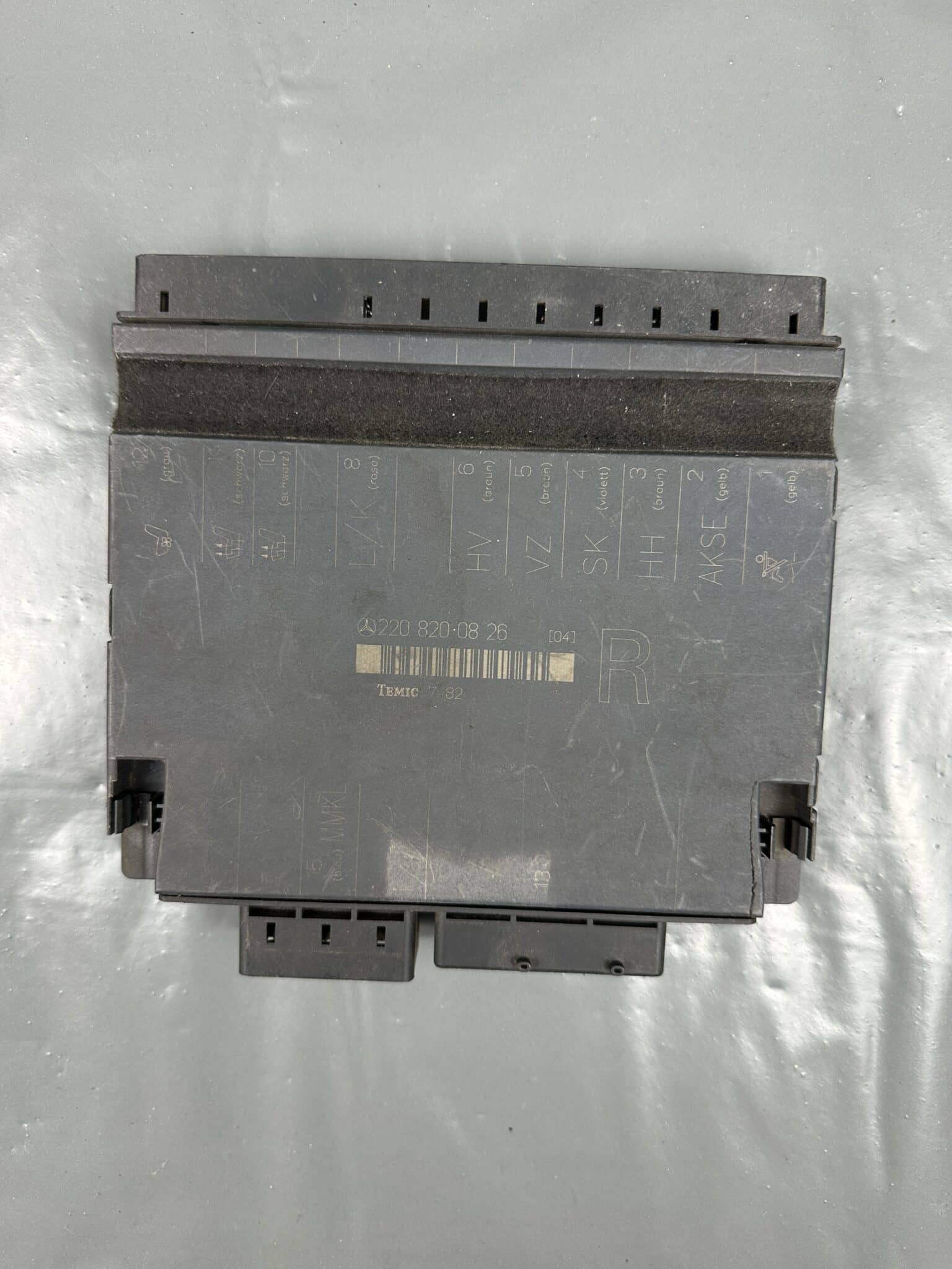 A2208200826 Mercedes W220 S-Class Right Seat Control Module OEM Used & Tested