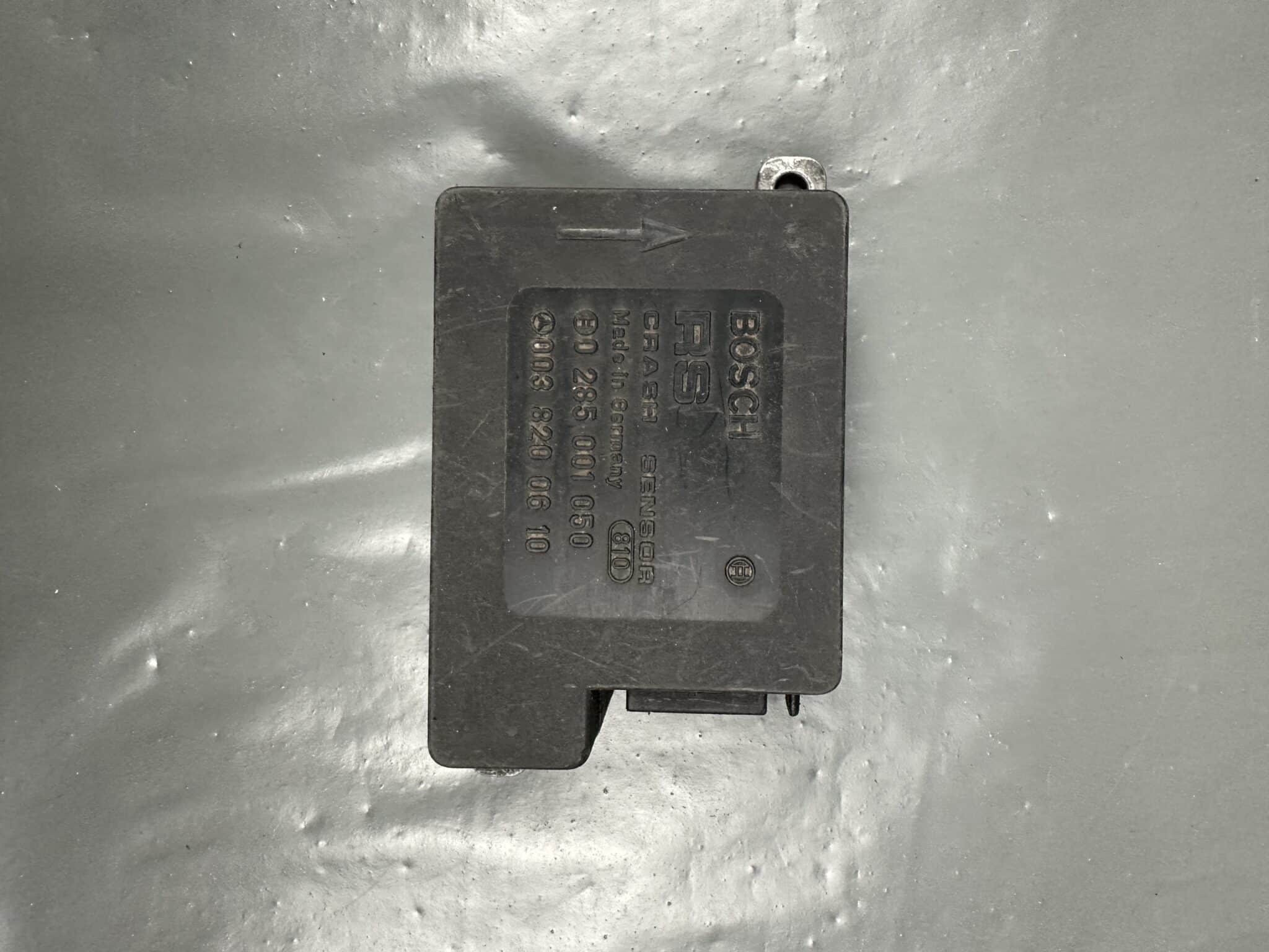 0003820610 Mercedes W124 W126 W201 R107 Sensore di Urto Bosch – Originale Usato e Testato
