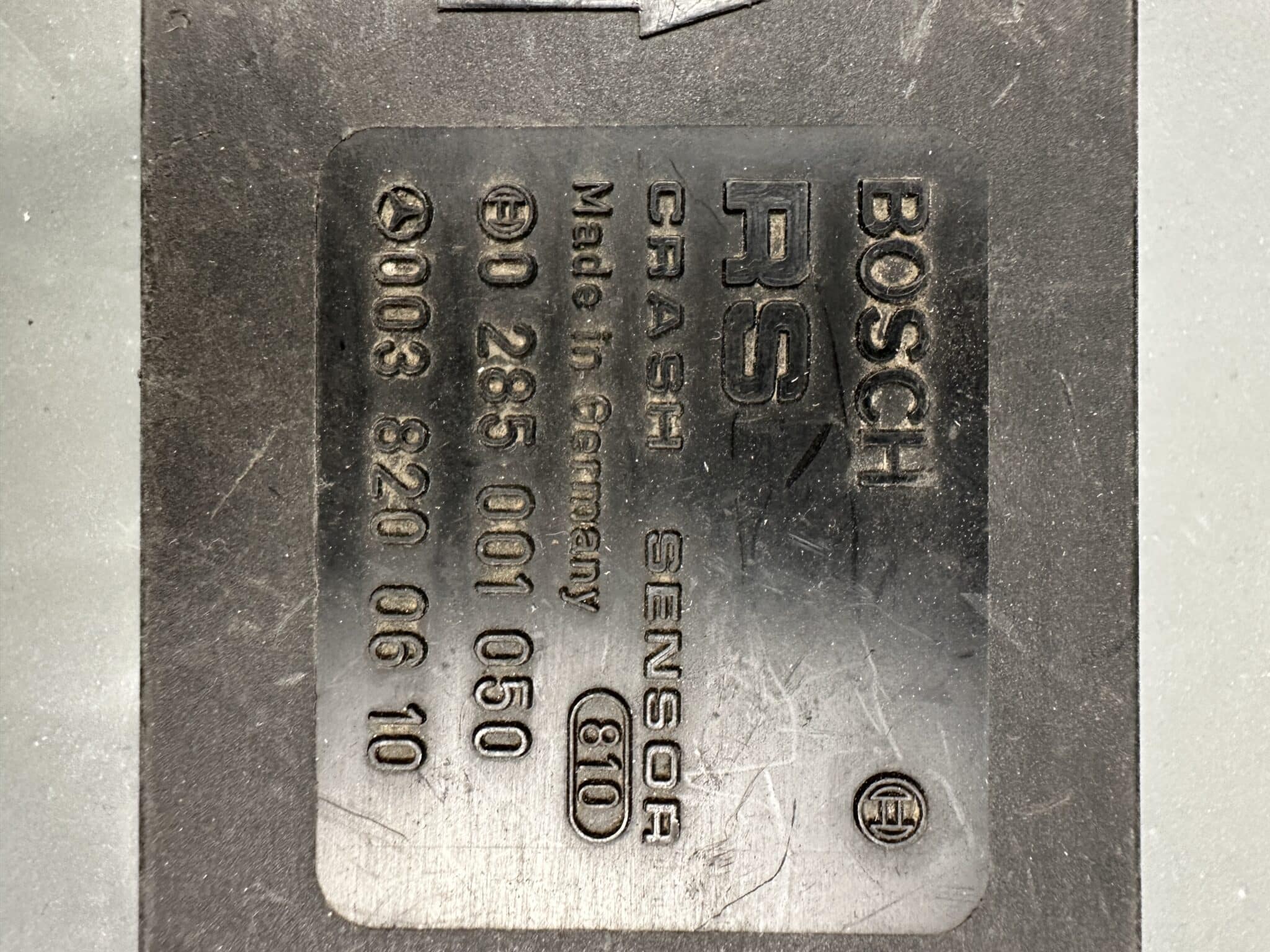 0003820610 Mercedes W124 W126 W201 R107 Sensore di Urto Bosch – Originale Usato e Testato