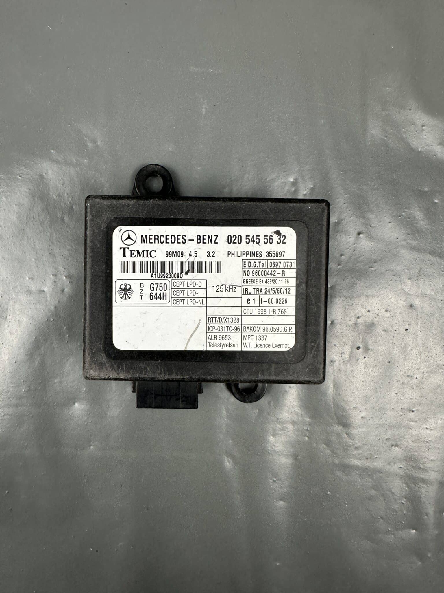 0205455632 Mercedes W202 W210 Vito Immobilizer Module – OEM Used & Tested