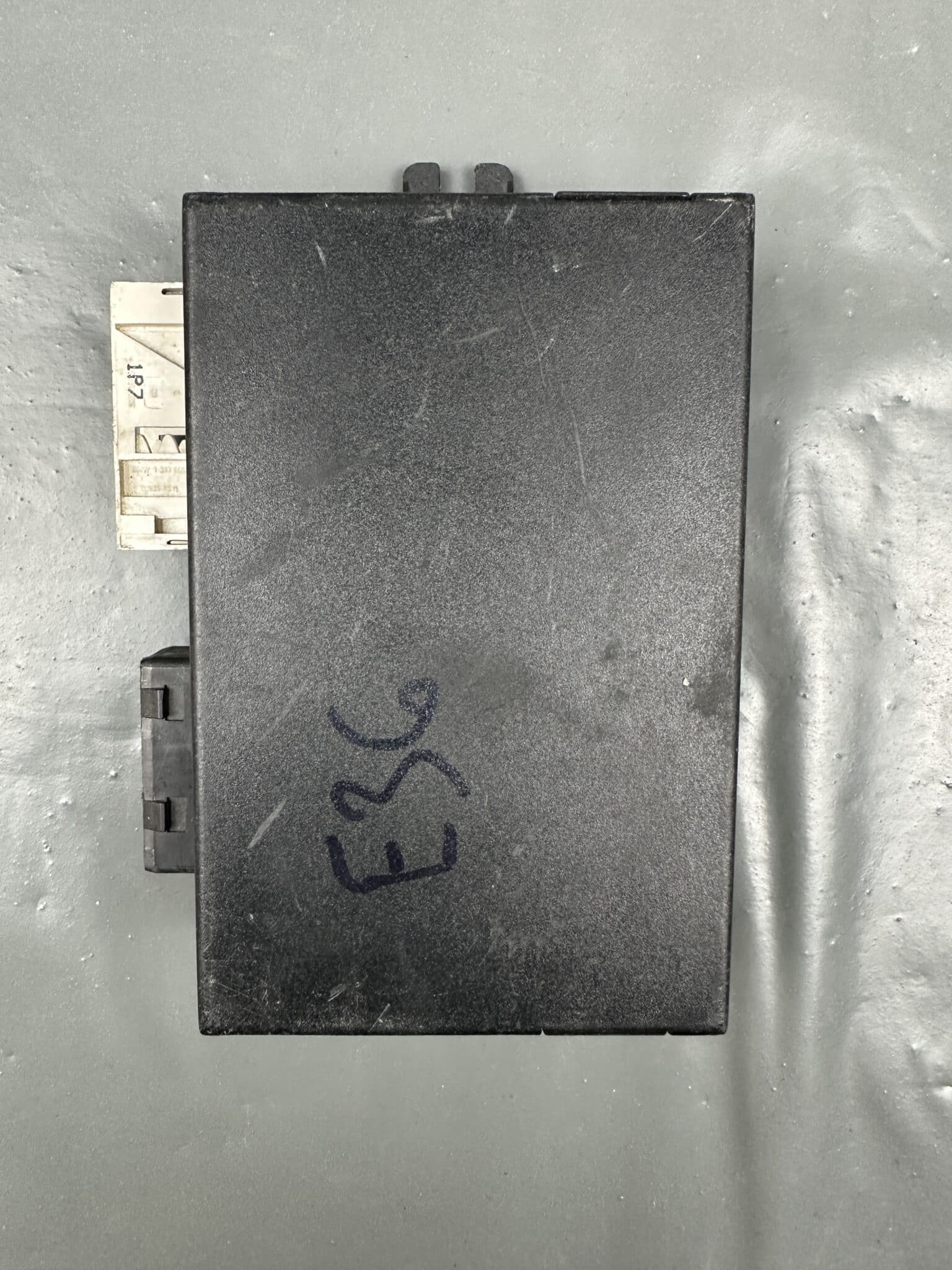 1387961 BMW E38 E39 ZV Central Locking Module – OEM Used & Tested