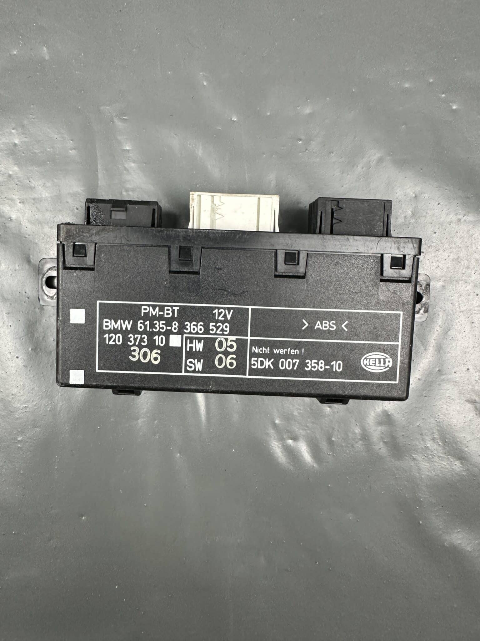 8366529 BMW E38 E39 Front Right Door Module PM-BT – OEM Used & Tested