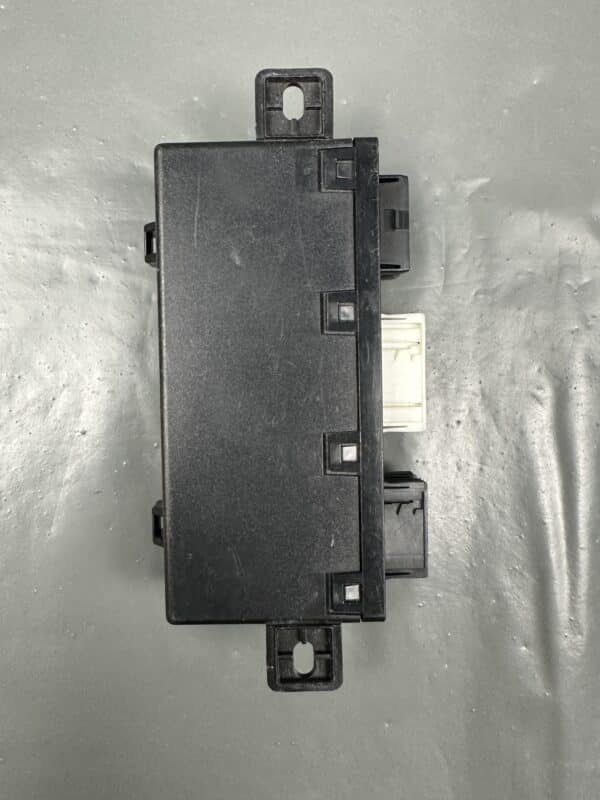 6904248 BMW E38 E39 Door Control Module PM-BT – OEM Used & Tested