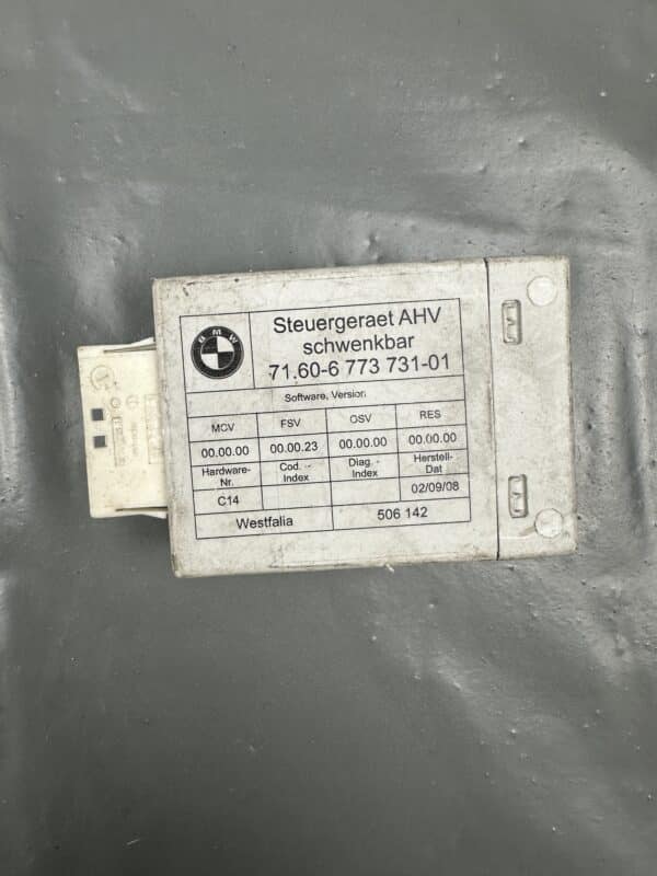 6773731 BMW AHV Swivel Towbar Control Module – OEM Used & Tested