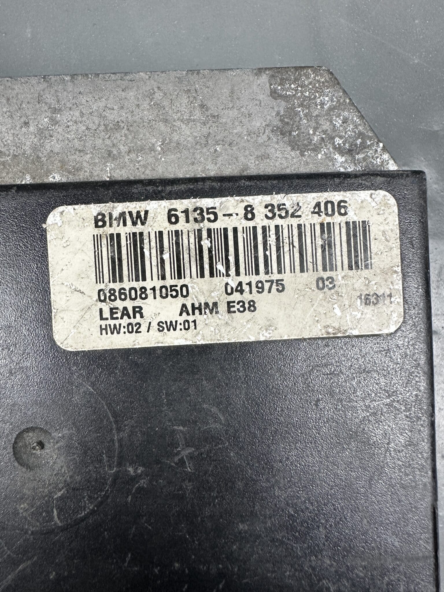 8352406 BMW E38 7 Series Trailer Towbar Module – OEM Used & Tested
