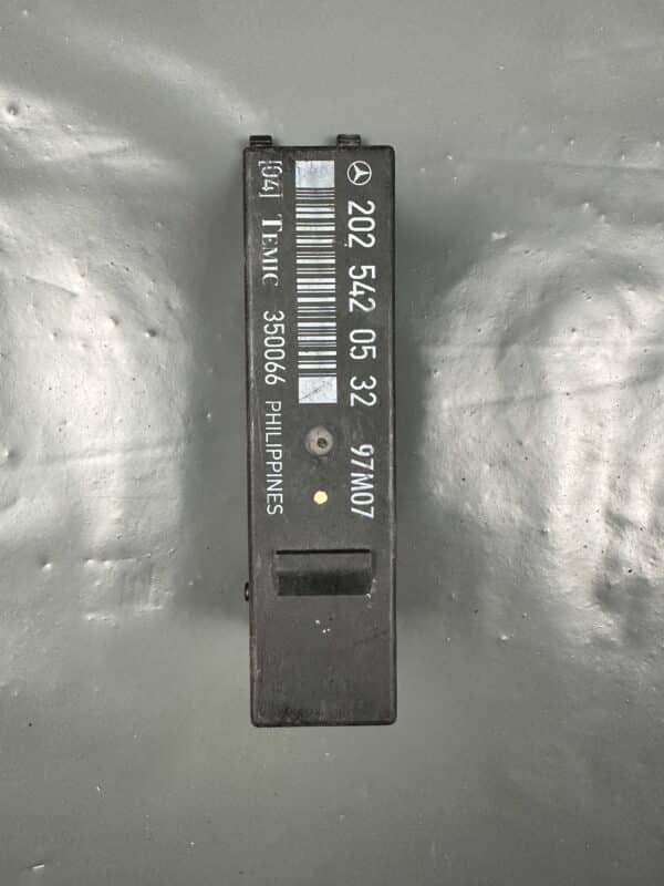 2025420532 Mercedes W202 Overvoltage Protection Relay – OEM Used & Tested