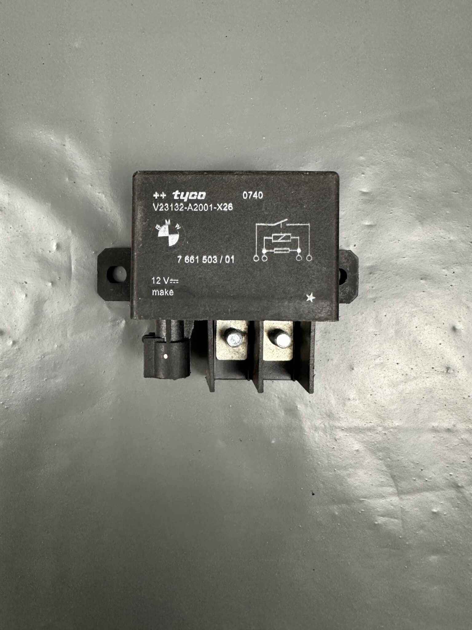 7661503 V23132-A2001-X26 Releu Incandescență Preîncălzire Diesel BMW – Original Folosit și Testat