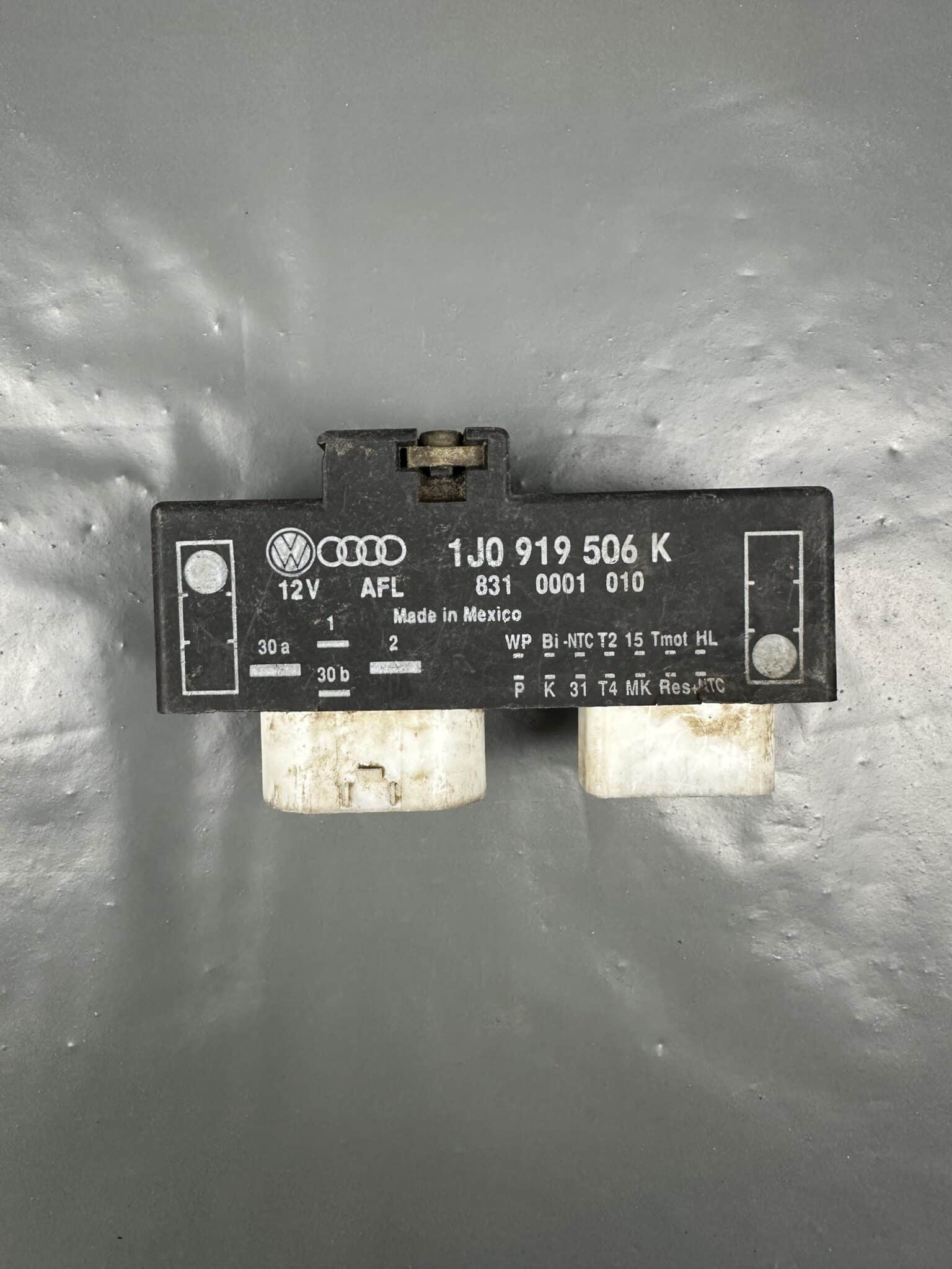 1J0919506K VW Audi Golf Bora Radiator Fan Control Unit – OEM Used & Tested