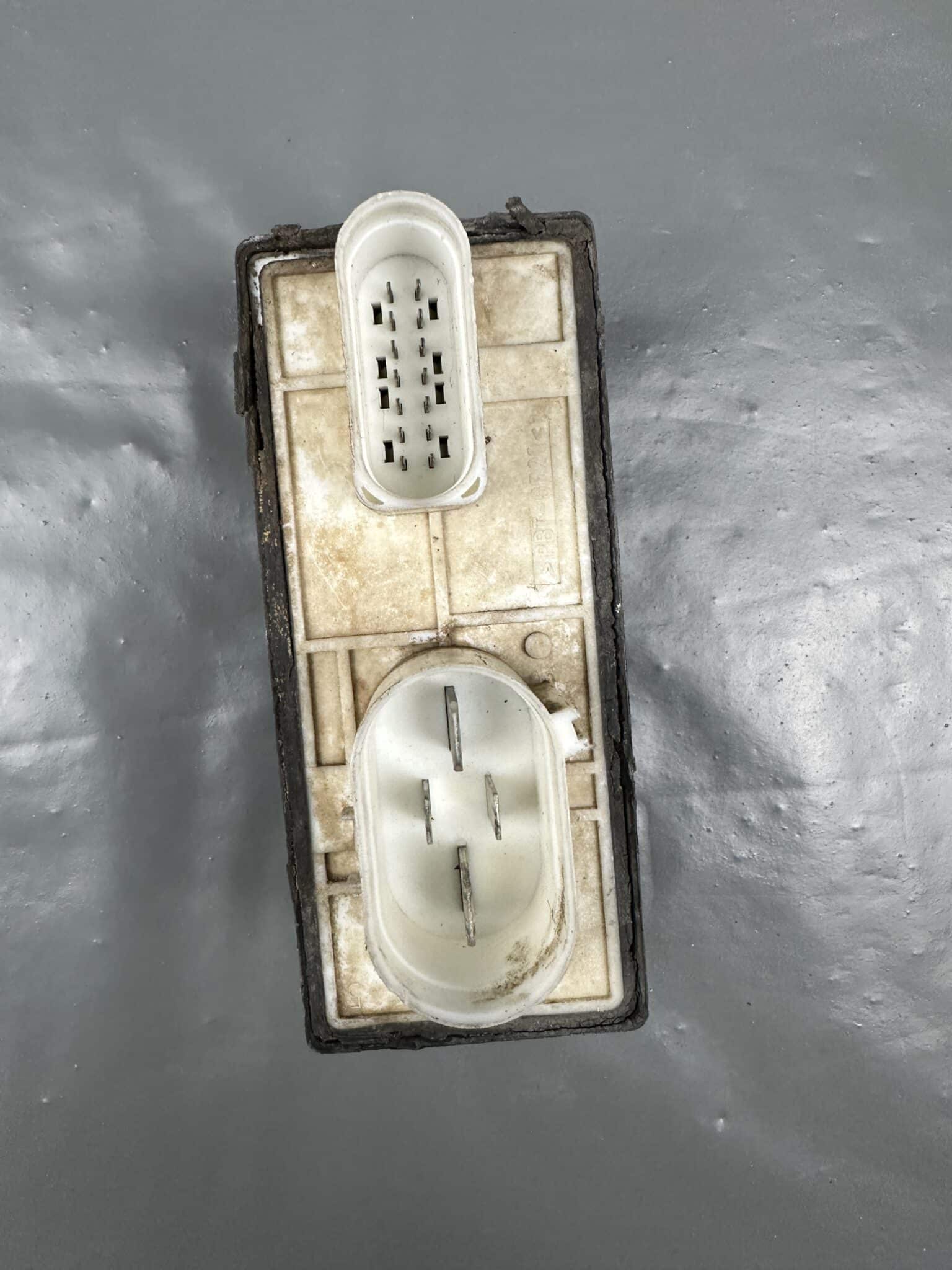 1J0919506K VW Audi Golf Bora Radiator Fan Control Unit – OEM Used & Tested