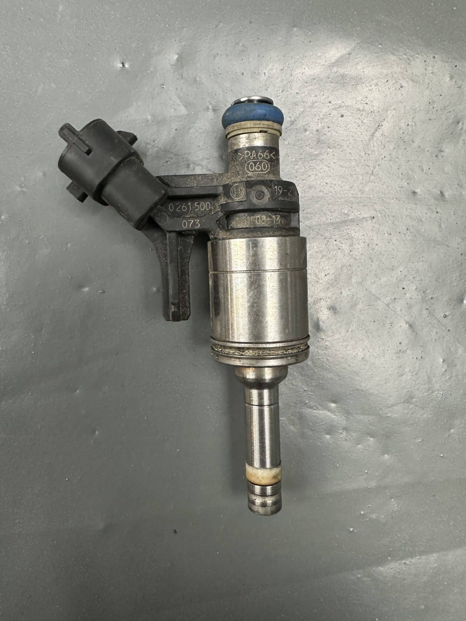 0261500073 Bosch Inyector de Combustible Gasolina Inyección Directa – Original Usado y Probado