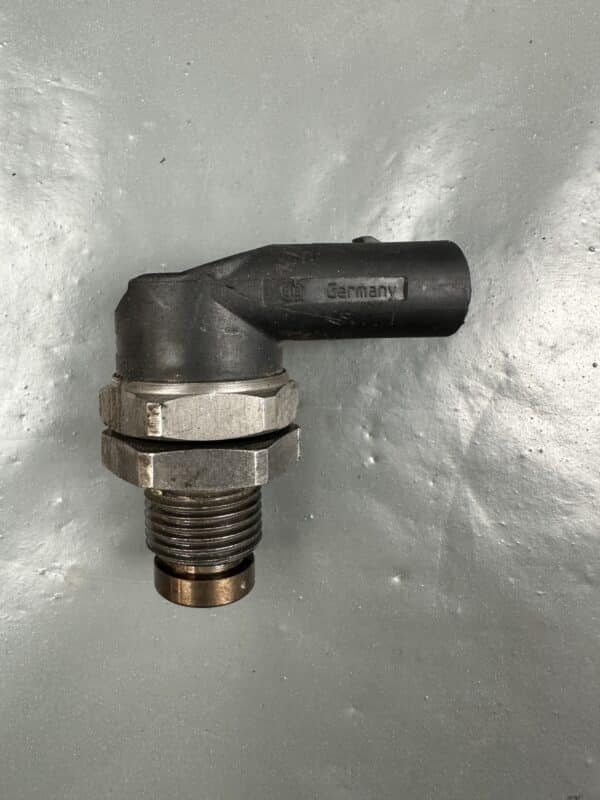 13537787167 / 0281002497 BMW M47 M57 Rail Pressure Sensor – OEM Used & Tested