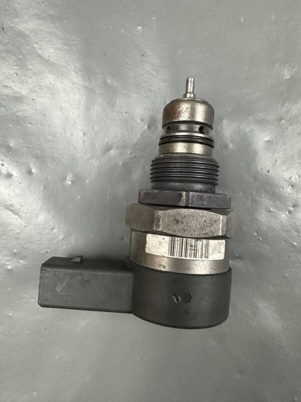 A6110780449 / 0281002494 Mercedes CDI Válvula de Control de Presión – Original Usado y Probado