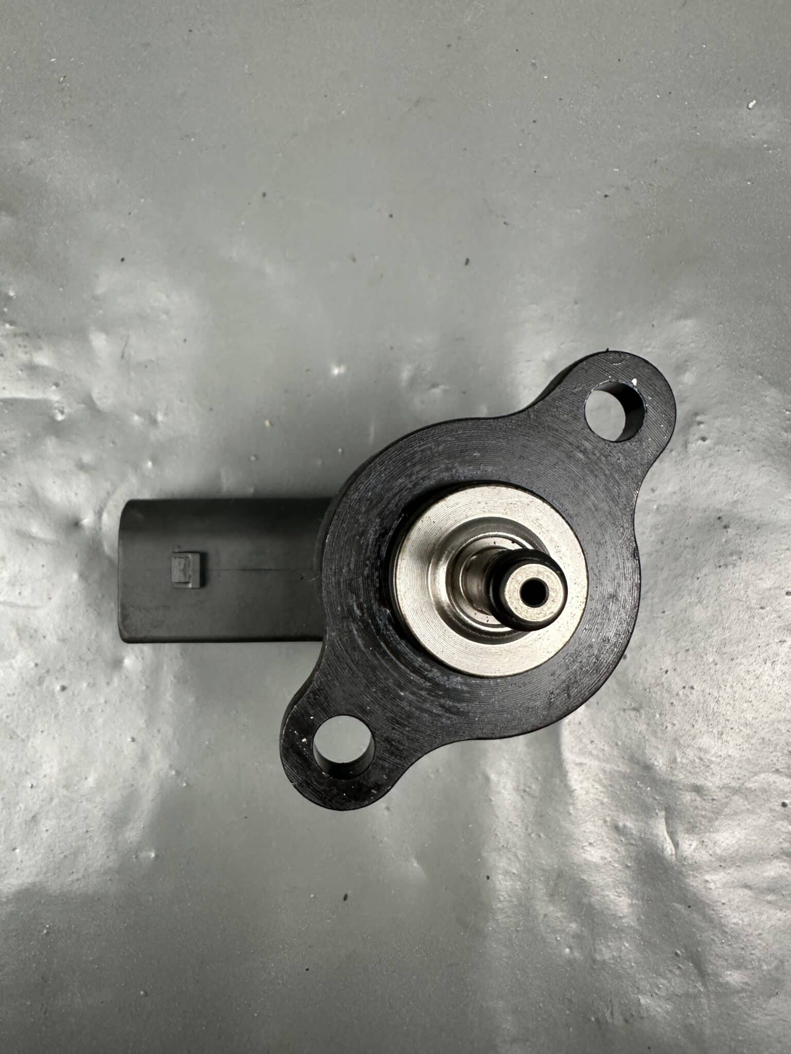 A6110780149 / 0281002241 Mercedes CDI Válvula de Control de Presión – Original Usado y Probado