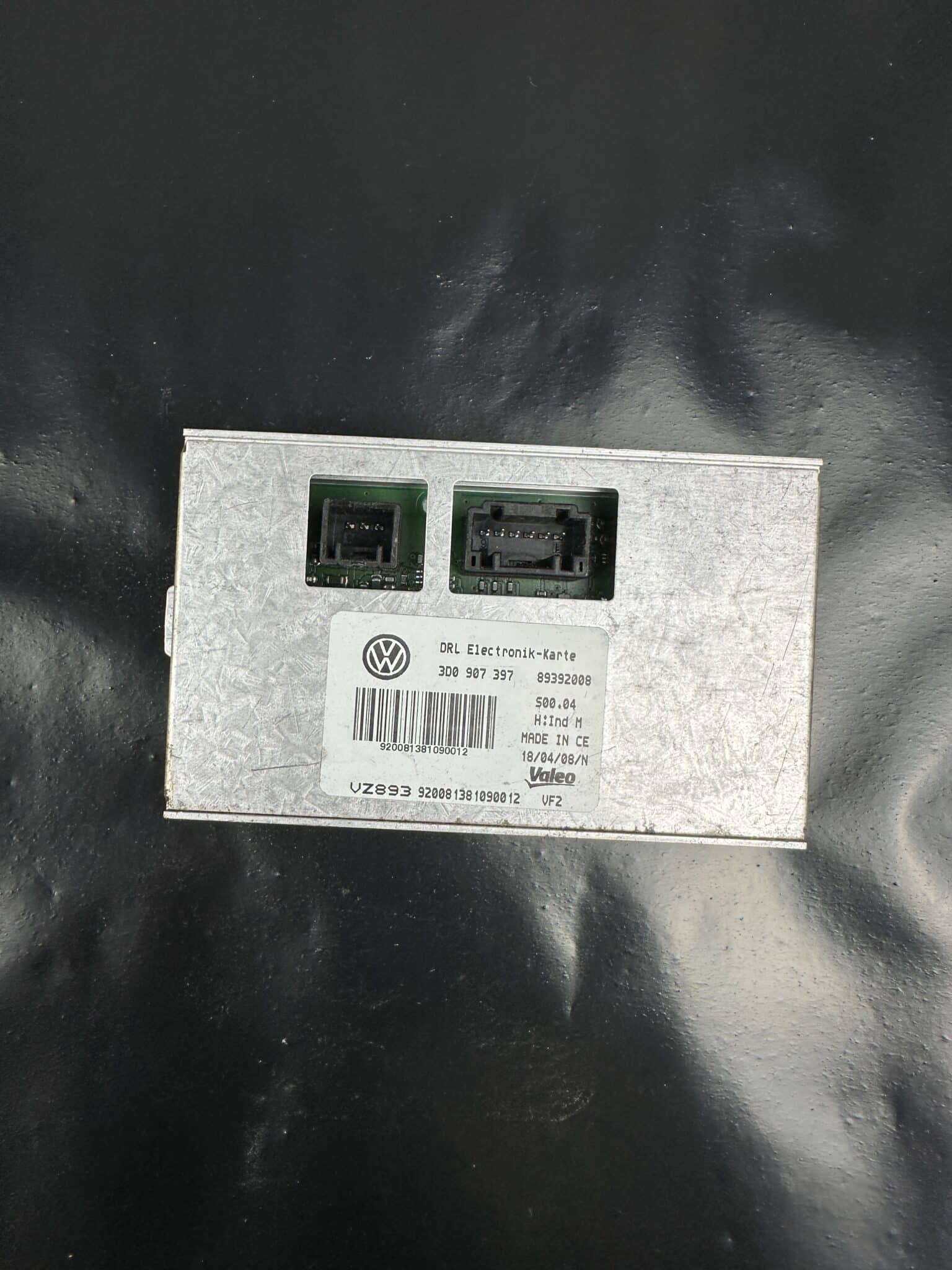 3D0907397 / 89392008 VW Phaeton LED DRL Control Module – OEM Used & Tested