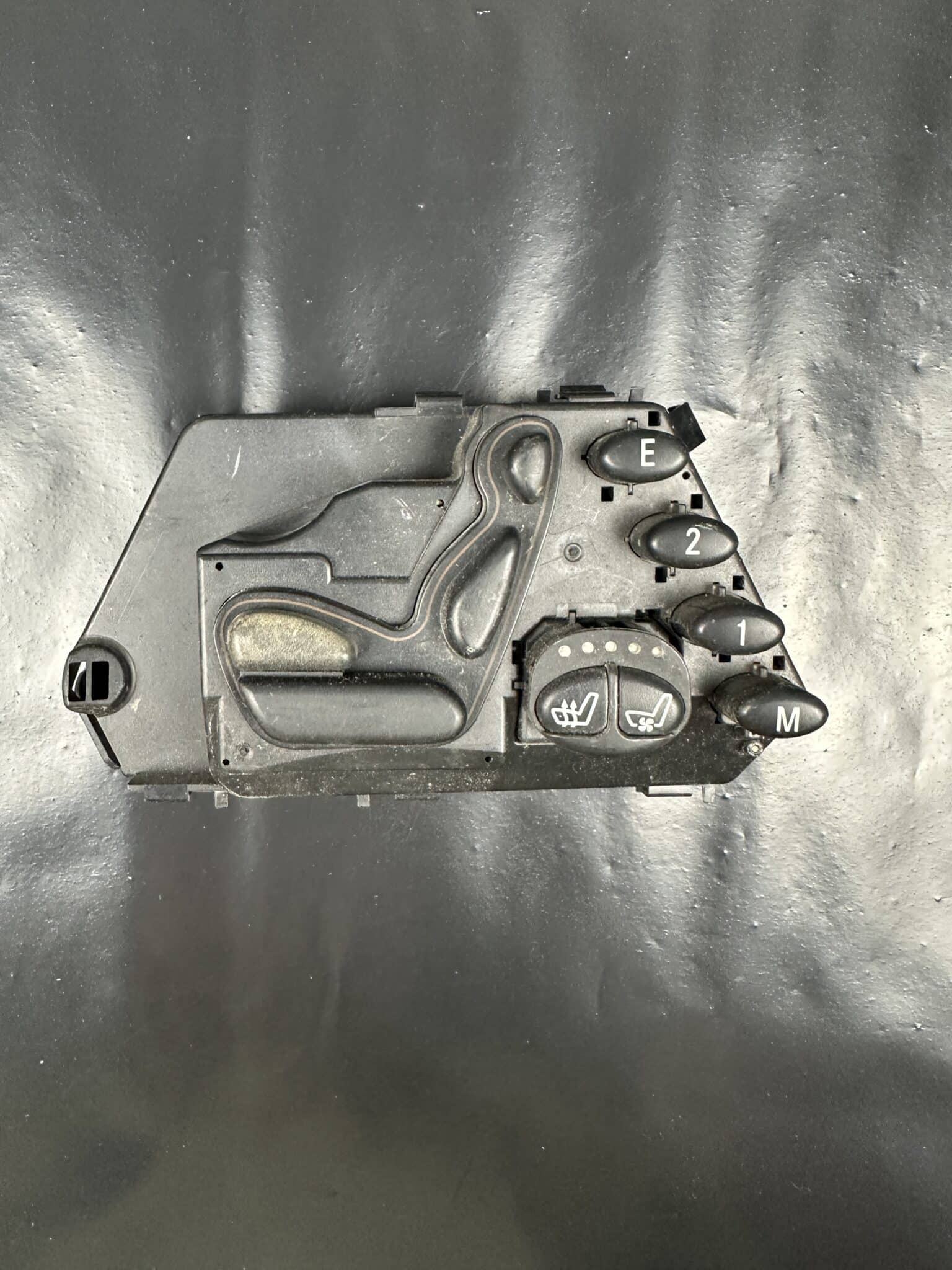 2208219851 / 03463006 Mercedes W220 Front Right Seat Module – OEM Used & Tested