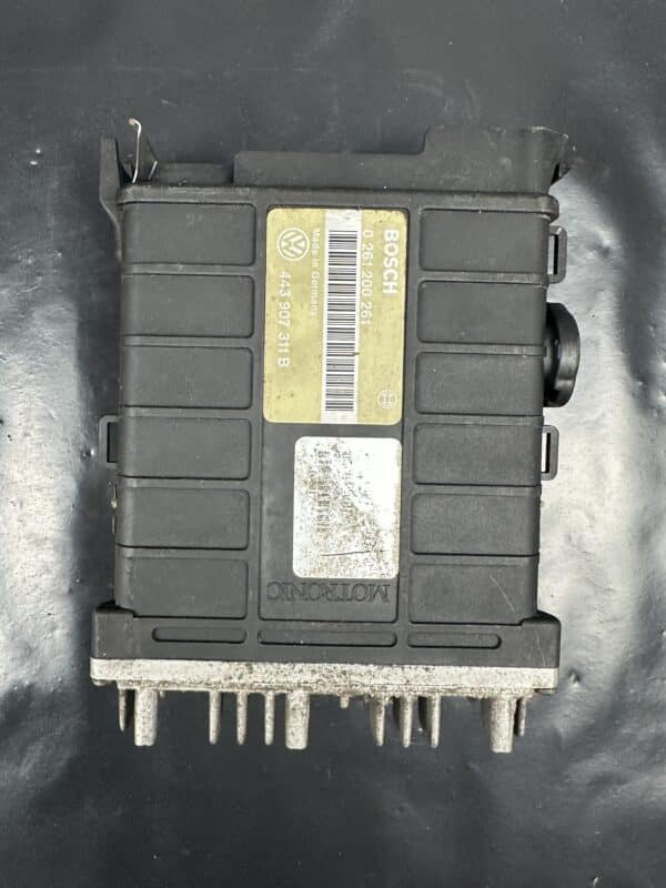 0261200261 443907311B VW Passat 35i Bosch ECU – OEM Used & Tested
