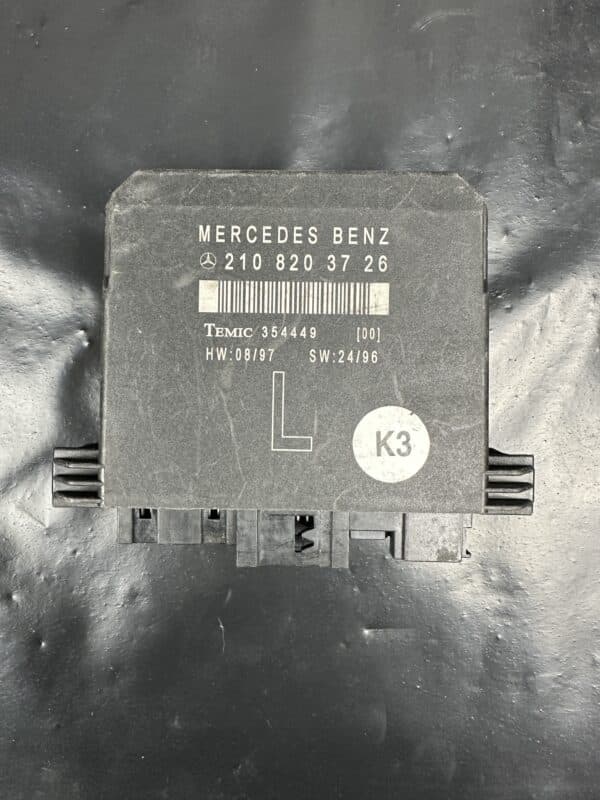 A2108203726 Mercedes W210 E-Class Модул за управление на лява врата – Оригинал, употребяван и тестван