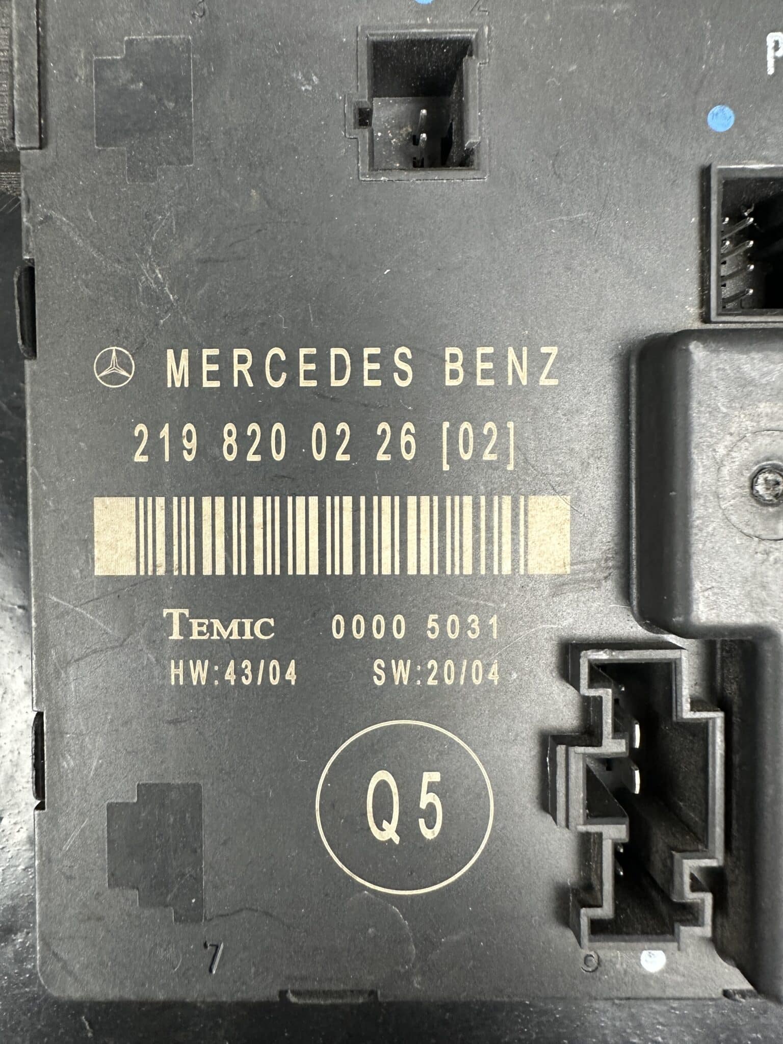 A2198200226 Mercedes W219 CLS Модул за управление на лява врата – Оригинал, употребяван и тестван