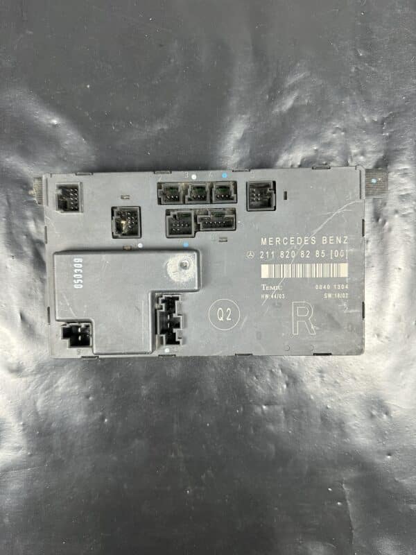 A2118208285 Mercedes W211 E-Class Right Door Control Module – OEM Used & Tested