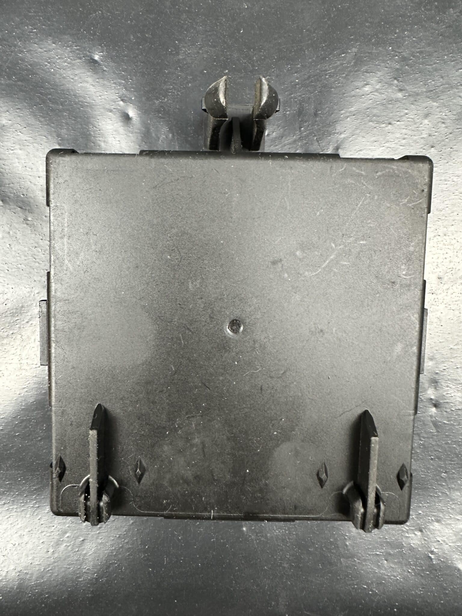 A2048707426 Mercedes W204 C-Class Right Door Control Module – OEM Used & Tested