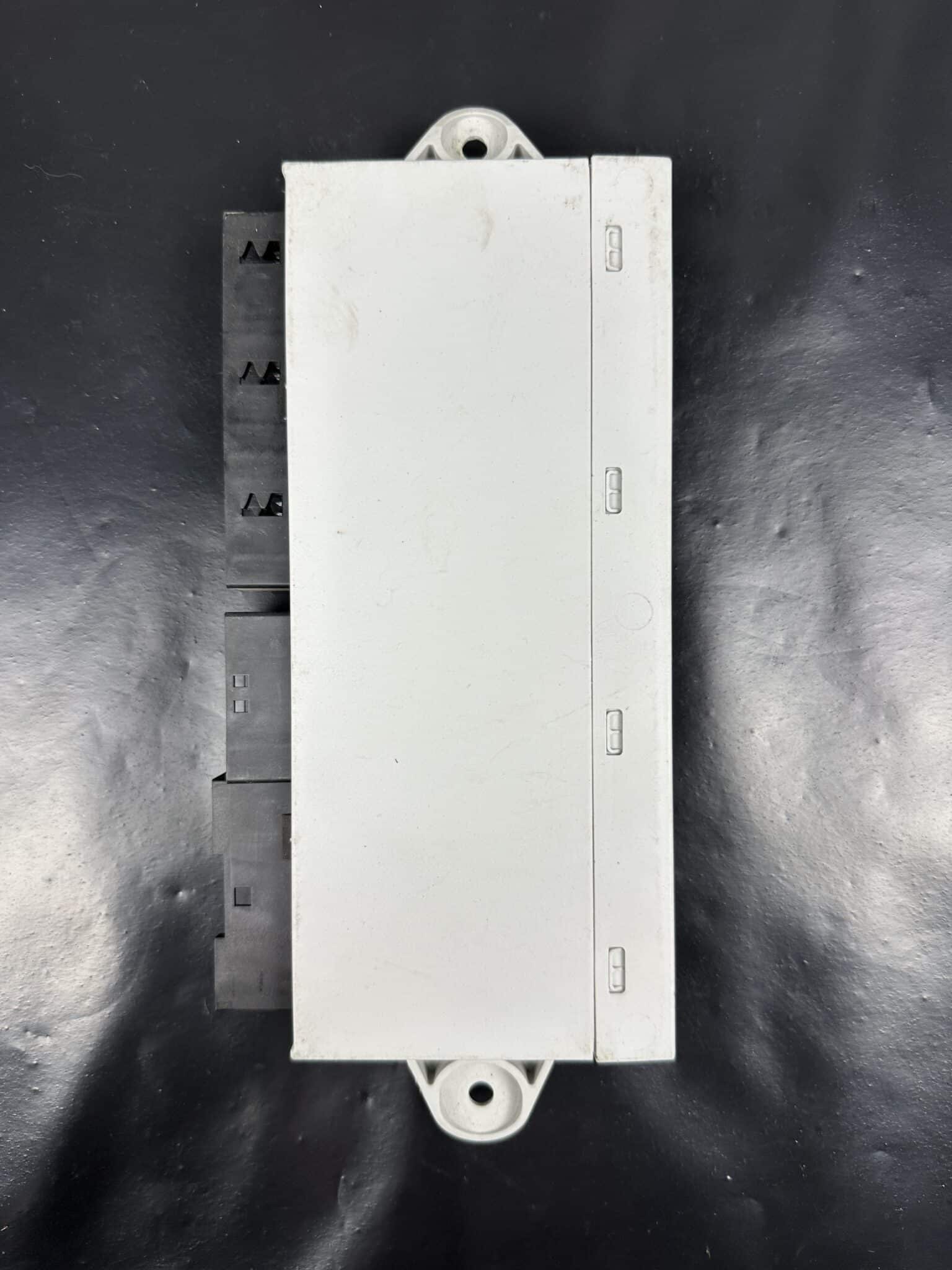 61356922262 / 5WK48002 BMW E65 E66 Front Door Module – OEM Used & Tested